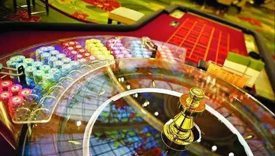 Antarmuka platform mulia189 menampilkan kategori sportsbook, live casino, dan slot games